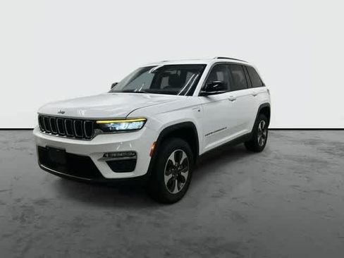 Used 2024 Jeep Grand Cherokee Limited 4xe AWD/4WD image 7