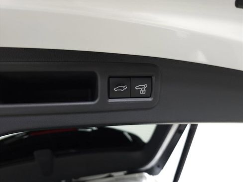 Certified 2024 Lexus RX 350 w/ Luxury Package image 9