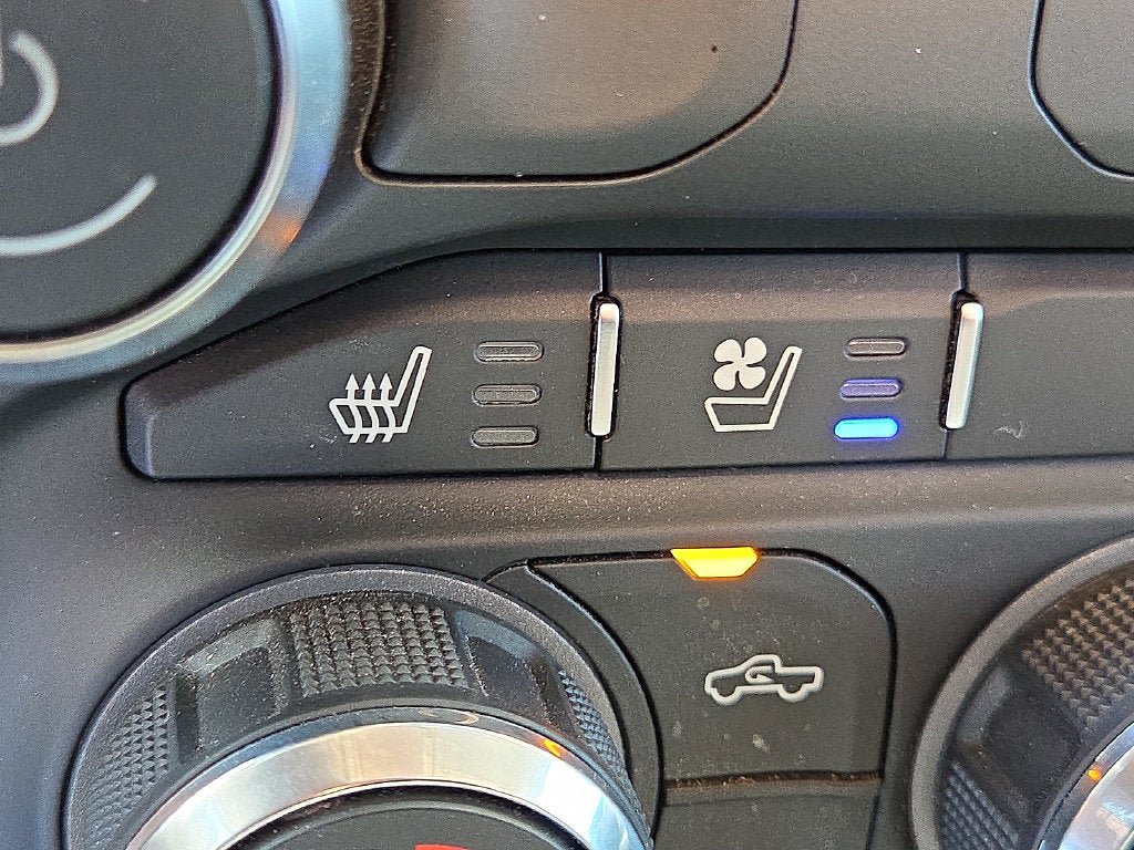 Used 2022 RAM 1500 Laramie AWD/4WD image 28