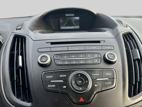 Used 2017 Ford Escape S image 28