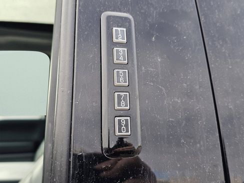 Used 2022 Ford F250 Limited w/ FX4 Off-Road Package image 20