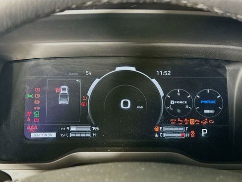 Used 2025 Toyota Tundra Limited image 15