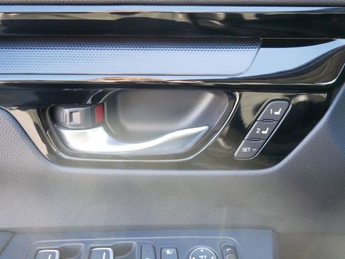 Used 2024 Honda CR-V EX-L image 16