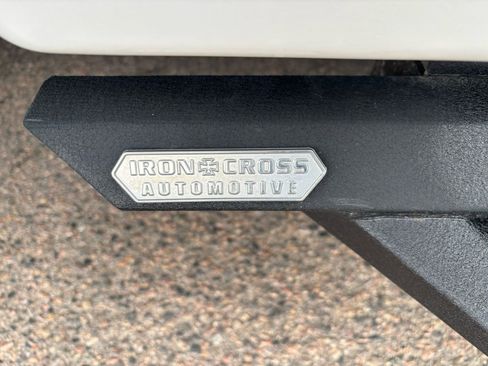 Used 2019 Chevrolet Silverado 2500 W/T AWD/4WD image 12