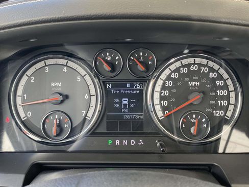 Used 2011 RAM 1500 Laramie AWD/4WD image 24