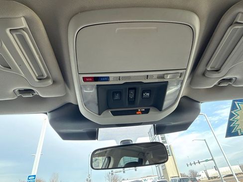 Used 2022 Subaru Forester Premium image 32