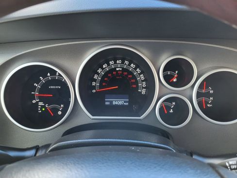 Used 2014 Toyota Sequoia Platinum image 11