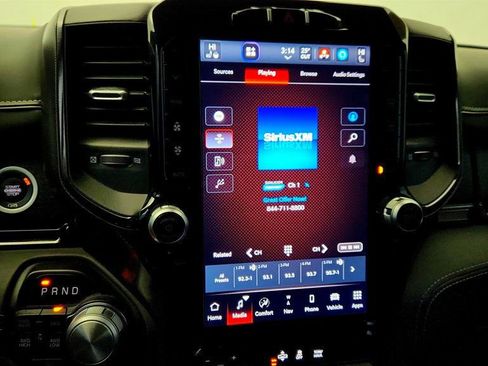 Used 2024 RAM 1500 Limited image 17