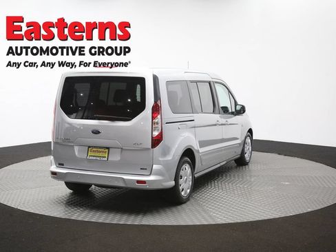 Used 2022 Ford Transit Connect XLT FWD image 37