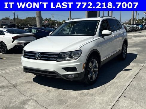 Certified 2021 Volkswagen Tiguan SEL image 4