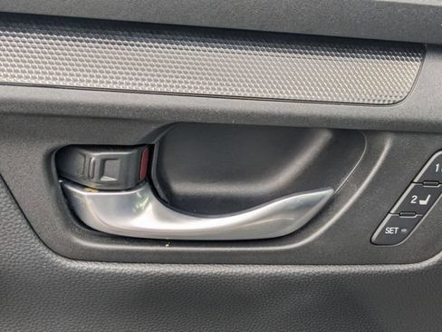 Used 2025 Honda CR-V Sport-L image 13