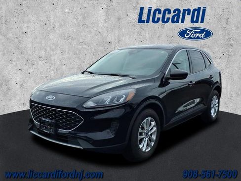 Certified 2022 Ford Escape SE image 3