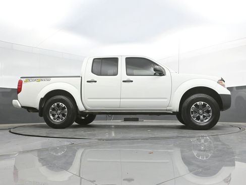 Used 2019 Nissan Frontier Desert Runner RWD image 30