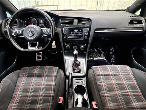 Used 2016 Volkswagen GTI S FWD image 10