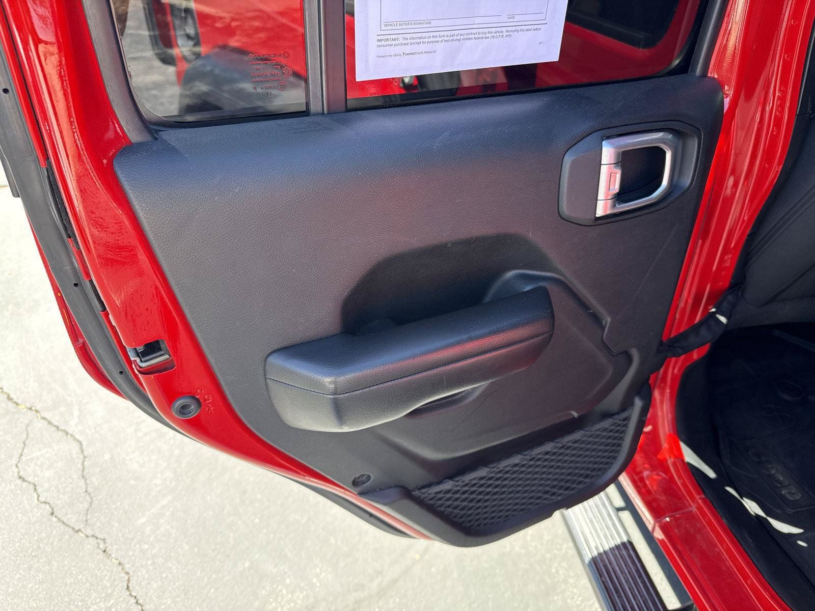Used 2020 Jeep Wrangler Unlimited Sport S AWD/4WD image 16