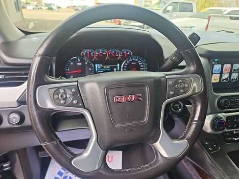 Used 2020 GMC Yukon SLT image 14