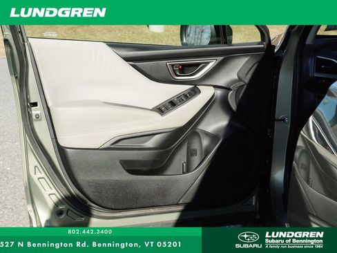 Used 2021 Subaru Forester AWD/4WD image 10