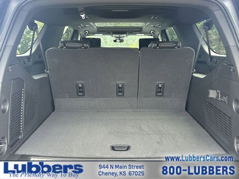 New 2025 Chevrolet Suburban Premier AWD/4WD image 23
