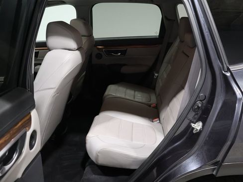 Used 2019 Honda CR-V Touring image 18