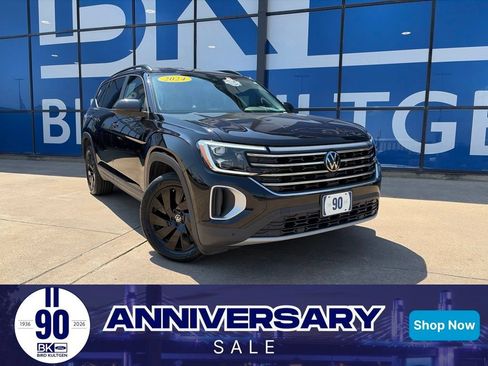 Used 2024 Volkswagen Atlas SE FWD image 1