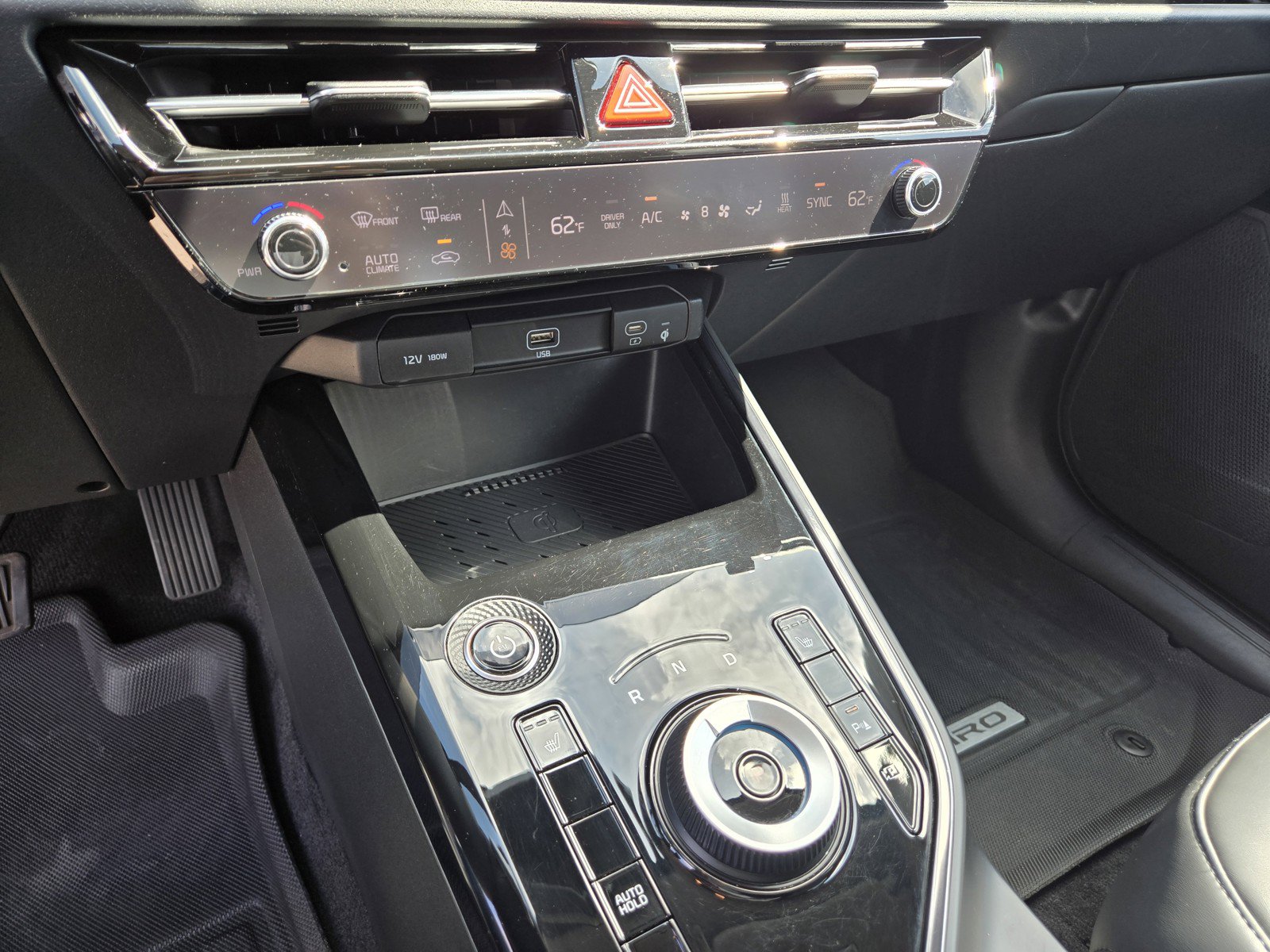 Used 2024 Kia Niro Wind FWD image 18