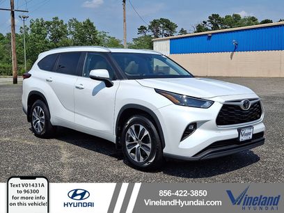 Used 2023 Toyota Highlander XLE