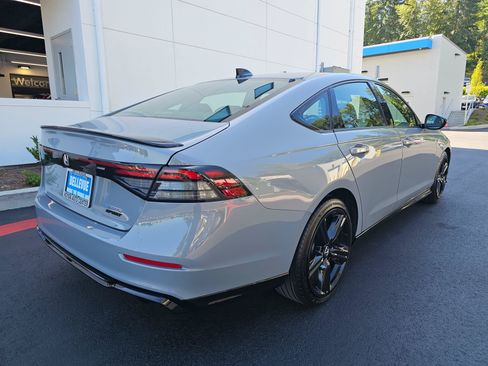 Used 2024 Honda Accord Sport image 7