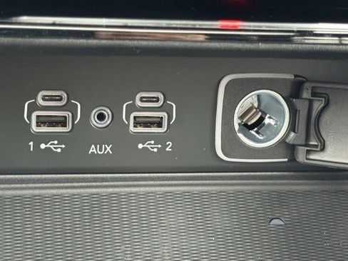 New 2025 Jeep Grand Cherokee L Altitude image 24