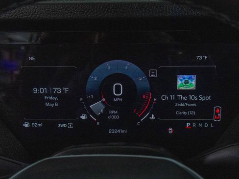 Used 2025 GMC Yukon Denali AWD/4WD image 14