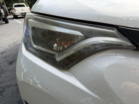 Used 2016 Toyota RAV4 SE AWD/4WD image 12