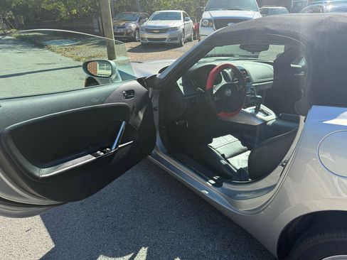 Used 2008 Saturn Sky Red Line w/ Premium Trim Package image 11