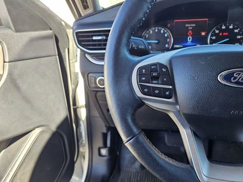 Used 2023 Ford Explorer XLT w/ Equipment Group 202A image 24