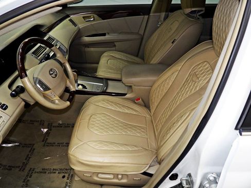 Used 2009 Toyota Avalon Limited FWD image 8