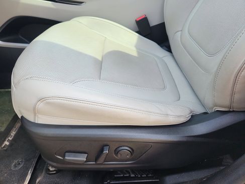 Certified 2023 Hyundai Tucson Limited AWD/4WD image 24