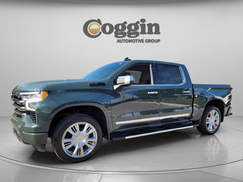 New 2026 Chevrolet Silverado 1500 High Country w/ High Country Premium Package AWD/4WD image 1