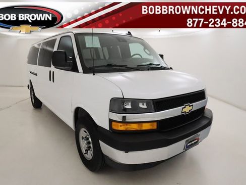 Used 2024 Chevrolet Express 3500 LT w/ LT Preferred Equipment Group image 1