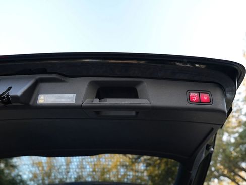 Used 2015 Mercedes-Benz ML 350 2WD image 41