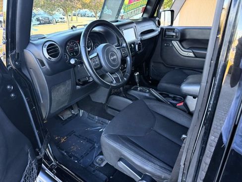 Used 2016 Jeep Wrangler Unlimited Sport w/ Quick Order Package 24S AWD/4WD image 14