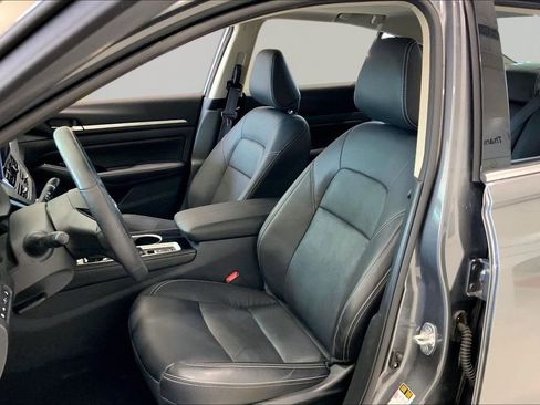 Used 2024 Nissan Altima 2.5 SL AWD/4WD image 15