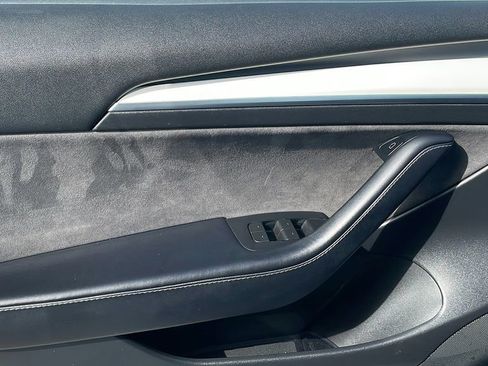 Used 2022 Tesla Model 3 Standard Range image 21
