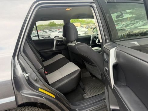 Used 2016 Toyota 4Runner SR5 AWD/4WD image 13