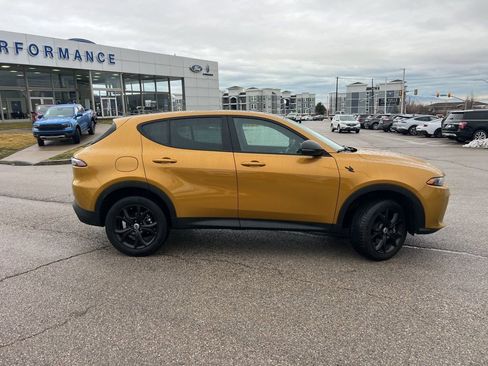 Used 2024 Dodge Hornet GT Plus w/ GT Blacktop Package image 3