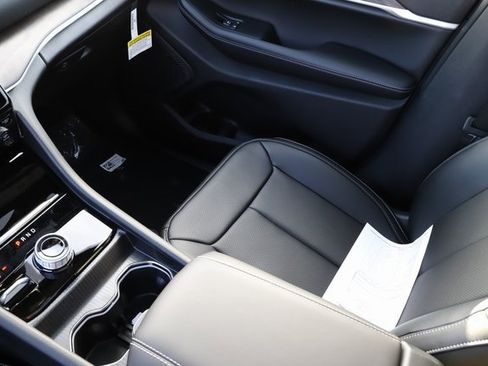 New 2025 Jeep Grand Cherokee Limited image 26