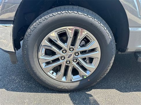 New 2025 Ford F150 XLT w/ Equipment Group 302A MID image 15