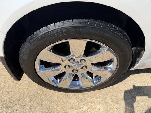 Used 2016 Buick Regal AWD image 8
