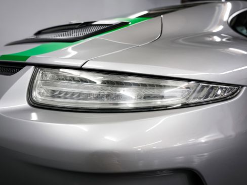 Used 2016 Porsche 911 R RWD image 41