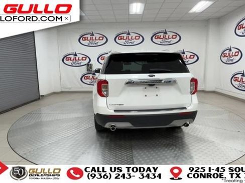 Used 2023 Ford Explorer Limited w/ Limited Technology Package RWD image 7