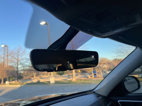 Used 2023 Volkswagen Atlas SE w/ Black Wheel Package image 25