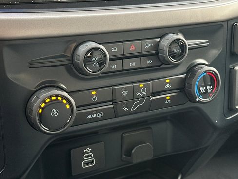 New 2025 Ford F150 XL w/ Equipment Group 103A High image 18
