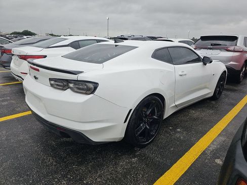 Used 2020 Chevrolet Camaro LT RWD image 1